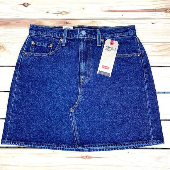 Levi’s High Rise Denim Mini Skirt - Picture 4 of 8